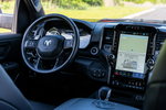 1500 Crew Cab Laramie / 5.7 V8 Hemi / Sport / Doinwestowany / 2 kpl kół zdjęcie 39