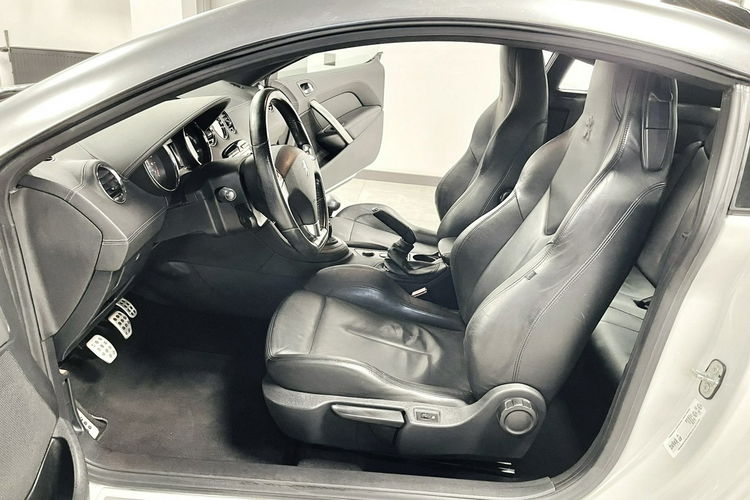 Peugeot RCZ 1.6 TURBO 156KM PLANTINUM Automat skóry ALU 18 Klimatronic zdjęcie 8