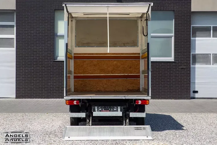 Fiat Ducato 8 palet KONTENER + WINDA 2.3 MultiJet zdjęcie 6