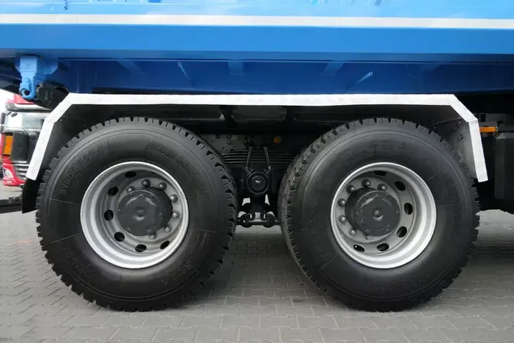 Iveco TRAKKER 380 / 6x4 / WYWROTKA MEILLER KIPPER / HYDROBURTA / BORDMATIC / OPONY 100 % / ŁADOWNOŚĆ : 14 TON zdjęcie 19