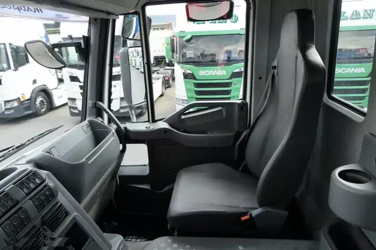 Iveco TRAKKER 380 / 6x4 / WYWROTKA MEILLER KIPPER / HYDROBURTA / BORDMATIC / OPONY 100 % / ŁADOWNOŚĆ : 14 TON zdjęcie 28