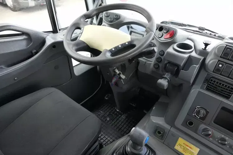 Iveco TRAKKER 380 / 6x4 / WYWROTKA MEILLER KIPPER / HYDROBURTA / BORDMATIC / OPONY 100 % / ŁADOWNOŚĆ : 14 TON zdjęcie 31