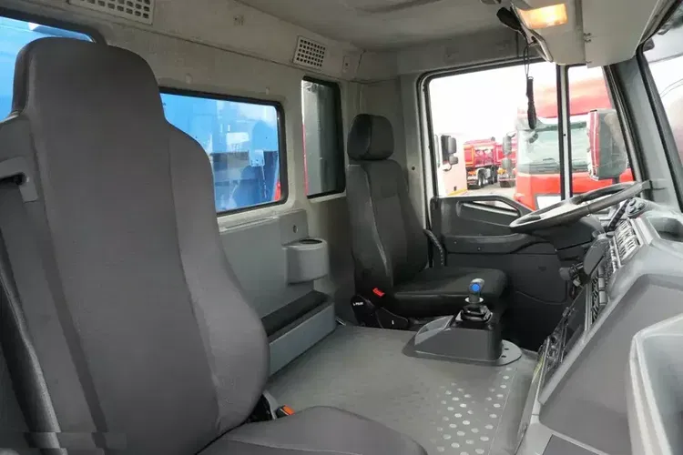 Iveco TRAKKER 380 / 6x4 / WYWROTKA MEILLER KIPPER / HYDROBURTA / BORDMATIC / OPONY 100 % / ŁADOWNOŚĆ : 14 TON zdjęcie 33