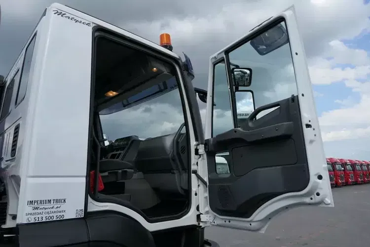 Iveco TRAKKER 380 / 6x4 / WYWROTKA MEILLER KIPPER / HYDROBURTA / BORDMATIC / OPONY 100 % / ŁADOWNOŚĆ : 14 TON zdjęcie 34
