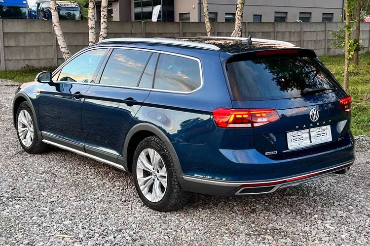 Volkswagen Passat zdjęcie 17