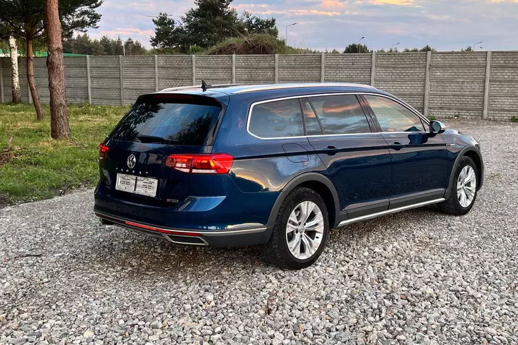 Volkswagen Passat zdjęcie 7