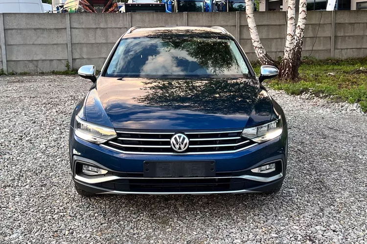 Volkswagen Passat zdjęcie 9