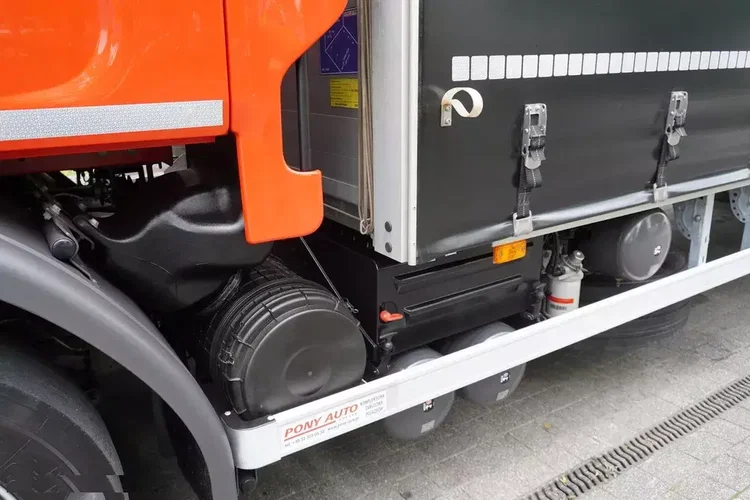 Renault D 18 WIDE P4x2 320 Euro 6 GLOB / 23 palety / 78 tys.km zdjęcie 30