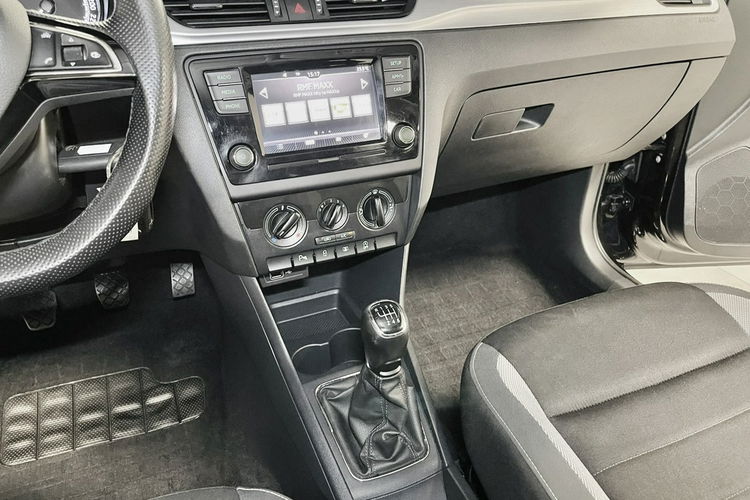 Skoda RAPID 1.0 TSI 110KM na pasku Sportsitze Navi GPS LED Halogeny SALON POLSKI zdjęcie 20