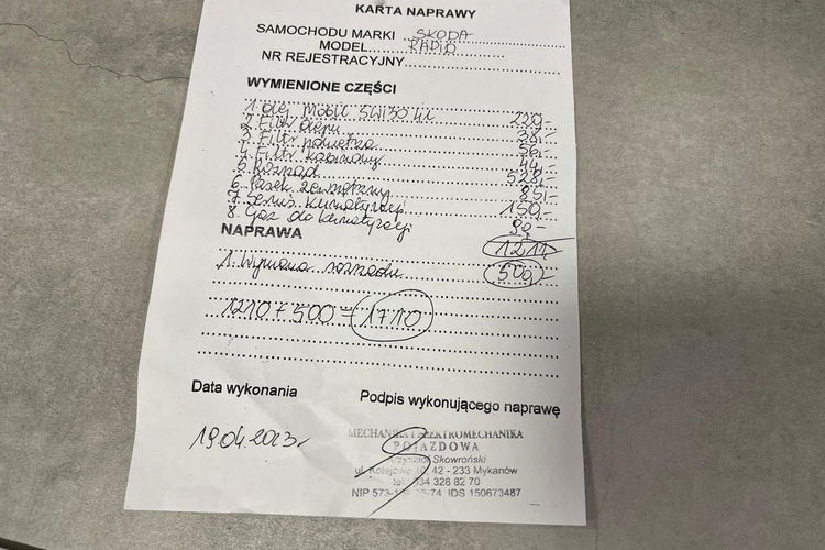 Skoda RAPID 1.0 TSI 110KM na pasku Sportsitze Navi GPS LED Halogeny SALON POLSKI zdjęcie 36