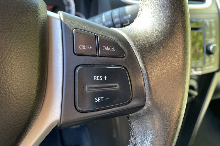 Suzuki Swift Niski oryginalny przebieg zdjęcie 14
