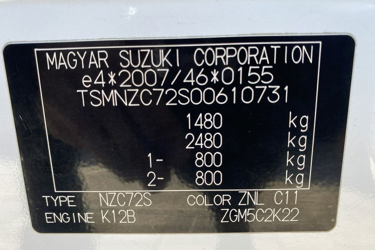 Suzuki Swift Niski oryginalny przebieg zdjęcie 19