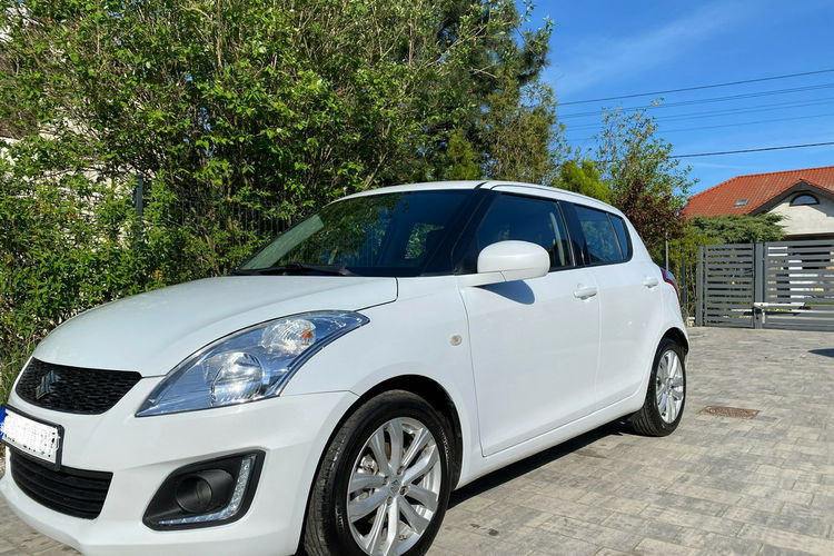Suzuki Swift Niski oryginalny przebieg zdjęcie 25