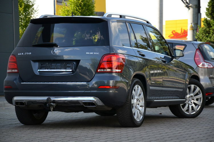 Mercedes GLK 250 Opłacony 2.2CDI 204KM 4Matic Skóra+alcantara Navi LED Kamera zdjęcie 10