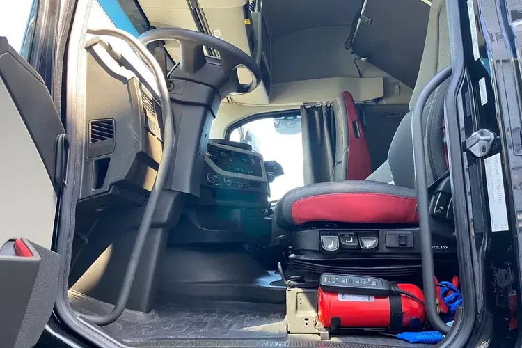 Volvo FH500 X-Low (MEGA) I-Park Cool zdjęcie 7