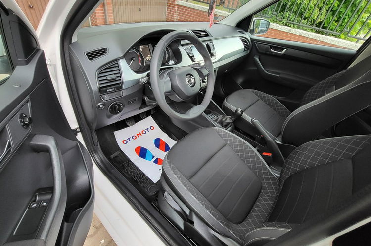 Skoda Fabia 2021 Tylko Salon Polska 1Właściciel GWARANCJA BEZWYPADKOWY zdjęcie 7