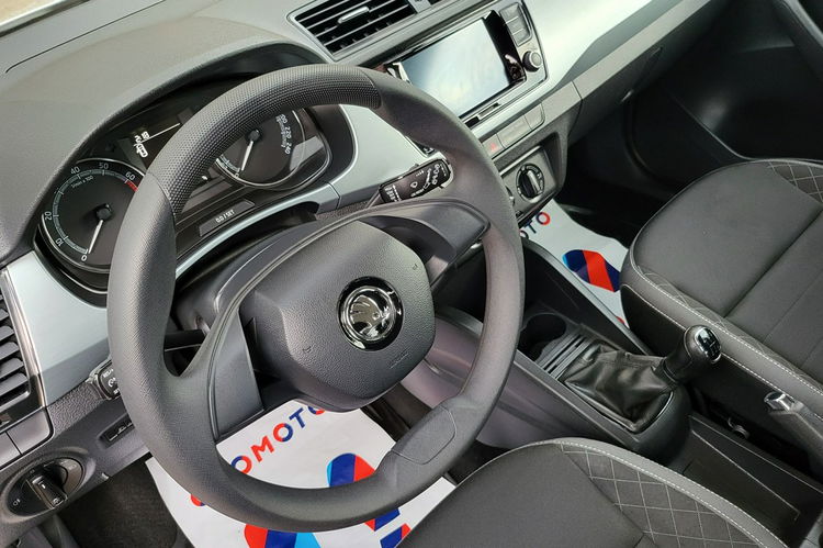 Skoda Fabia 2021 Tylko Salon Polska 1Właściciel GWARANCJA BEZWYPADKOWY zdjęcie 9