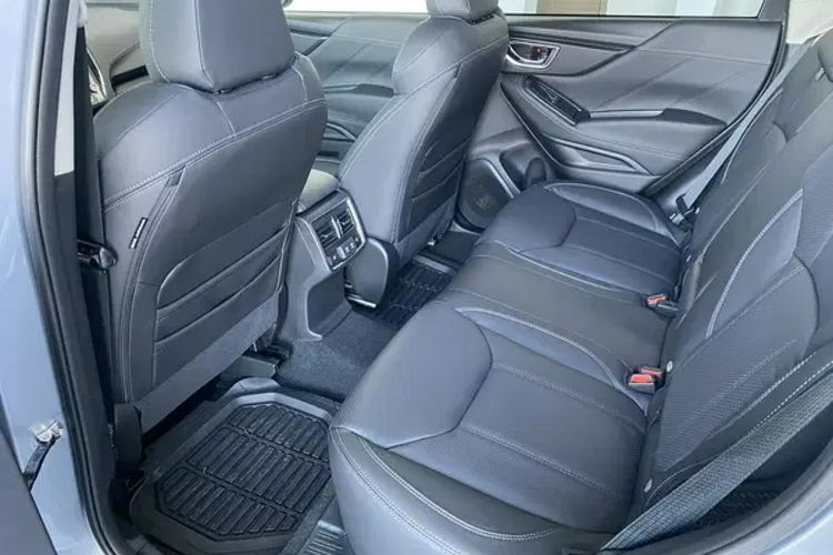 Subaru Forester NOWA CENA / MY24 / Platinum / SAFE 8 / Fabrycznie now zdjęcie 24