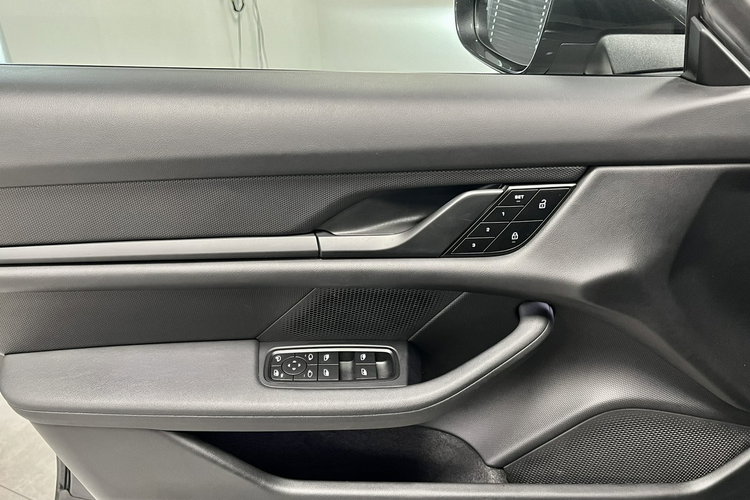 Porsche Taycan 476KM SPORT TURISMO Performance Plus 93.4 kWh Alu 20 Turbo AppleCar zdjęcie 28