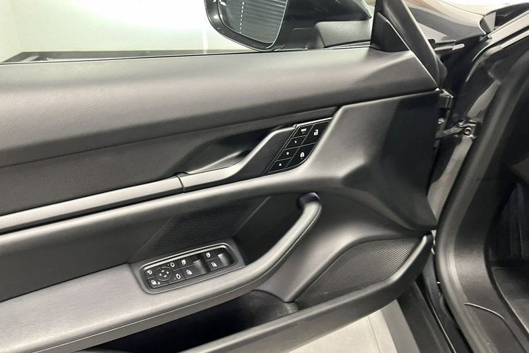 Porsche Taycan 476KM SPORT TURISMO Performance Plus 93.4 kWh Alu 20 Turbo AppleCar zdjęcie 40