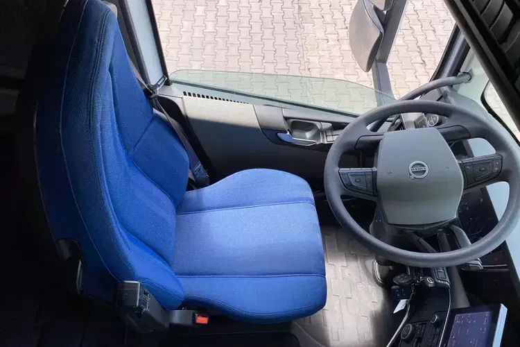 Volvo FH 500 Turbo Compound I-SAVE zdjęcie 17