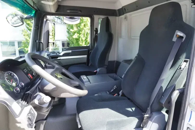 MAN TGS 41.480 8×8 E6/ Kipper HYVA / ładowność 26.2 t / pojemność 25 m3 zdjęcie 12