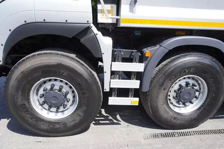 MAN TGS 41.480 8×8 E6/ Kipper HYVA / ładowność 26.2 t / pojemność 25 m3 zdjęcie 23