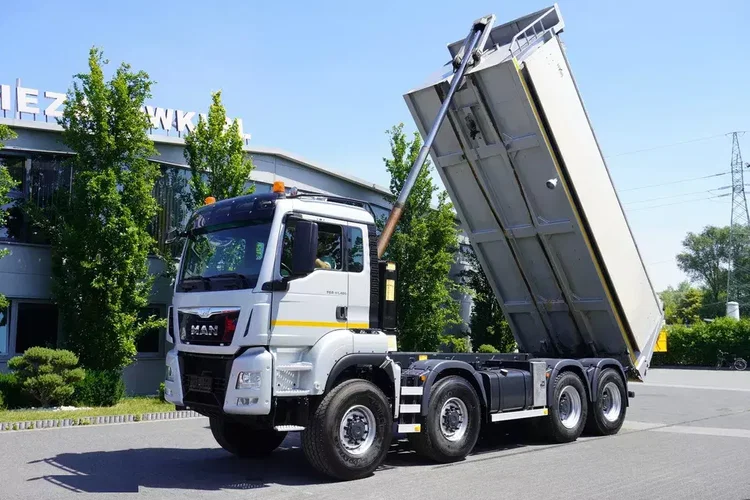 MAN TGS 41.480 8×8 E6/ Kipper HYVA / ładowność 26.2 t / pojemność 25 m3 zdjęcie 5