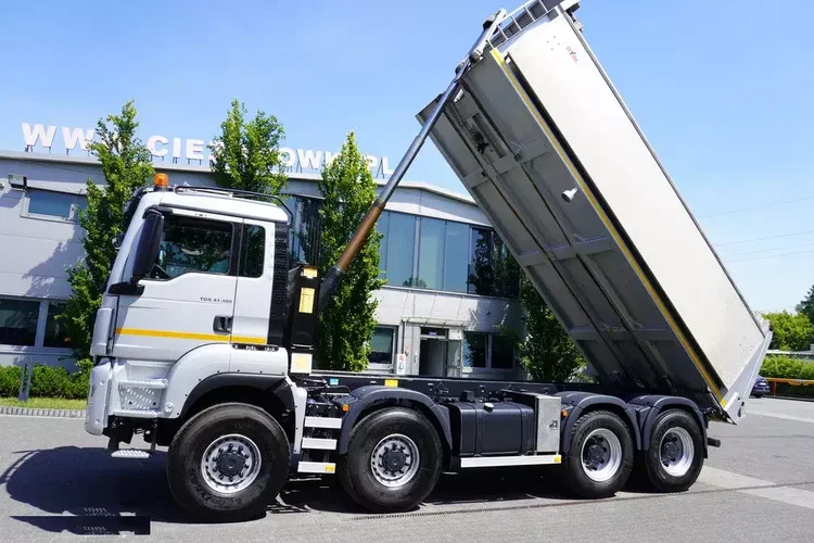 MAN TGS 41.480 8×8 E6/ Kipper HYVA / ładowność 26.2 t / pojemność 25 m3 zdjęcie 6