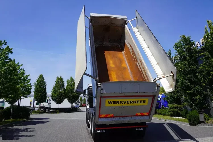 MAN TGS 41.480 8×8 E6/ Kipper HYVA / ładowność 26.2 t / pojemność 25 m3 zdjęcie 9