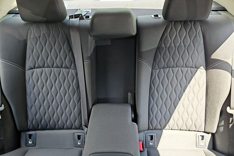 Toyota Corolla 1.5 VVTi 125KM COMFORT, salon Polska, gwarancja, FV23% zdjęcie 24