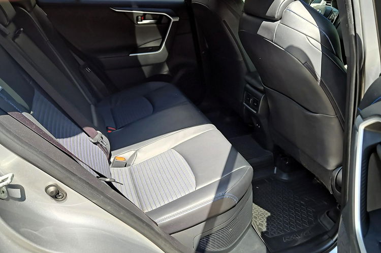 Toyota RAV-4 2.5 HSD 222KM 4x4 SELECTION, salon Polska, gwarancja, FV23% zdjęcie 13