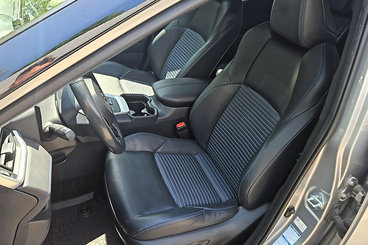 Toyota RAV-4 2.5 HSD 222KM 4x4 SELECTION, salon Polska, gwarancja, FV23% zdjęcie 25