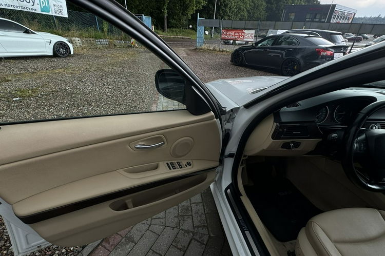 BMW 335 335D 269km M-pakiet automat skóry piękny nowe hamulce brak wkładu fin zdjęcie 22