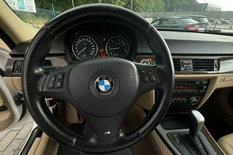 BMW 335 335D 269km M-pakiet automat skóry piękny nowe hamulce brak wkładu fin zdjęcie 25