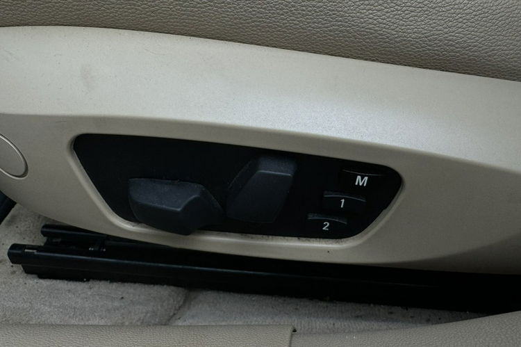 BMW 335 335D 269km M-pakiet automat skóry piękny nowe hamulce brak wkładu fin zdjęcie 30
