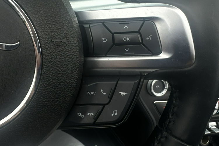 Ford Mustang 5.0v8 GT_Premium 450KM radar navi skóry tempomat aktywny kamery zamian zdjęcie 41