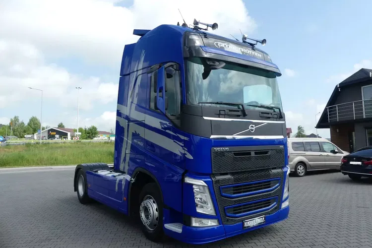 Volvo FH4 460 / EURO 6 / AUTOMAT / STANDARD / PEŁNE OSPOJLEROWANIE / zdjęcie 12