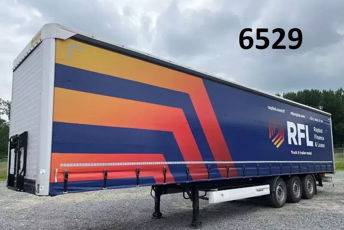 Wielton Curtainsider Standard semi-trailer / SAF / 18 units / year 2022/2023