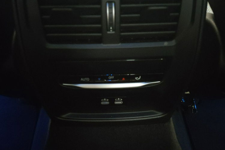 BMW Seria 3 320i M PRO, Podgrzewane Fotele Tempomat Dostęp Komfort Widescreen LEDy zdjęcie 19