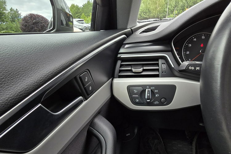 Audi A4 35 TFSi / 2.0 benzyna / S-Tronic / Salon PL I-właściciel zdjęcie 13