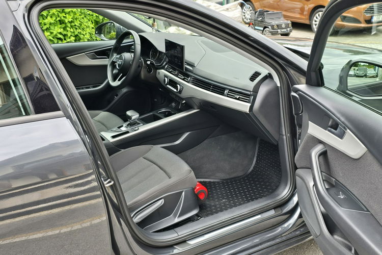 Audi A4 35 TFSi / 2.0 benzyna / S-Tronic / Salon PL I-właściciel zdjęcie 6