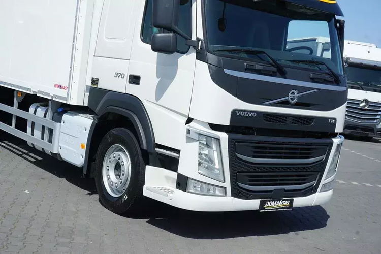 Volvo FM / 370 / EURO 6 / CHŁODNIA + WINDA / 22 PALETY / OŚ SKRĘTNA / DOPPEL STOCK zdjęcie 27