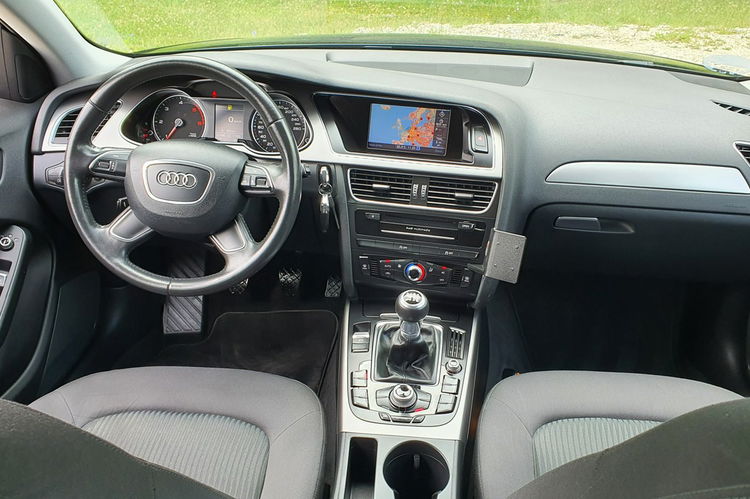 Audi A4 2.0 TDI 136KM # AVANT # Navi # Climatronic # # IGŁA zdjęcie 5