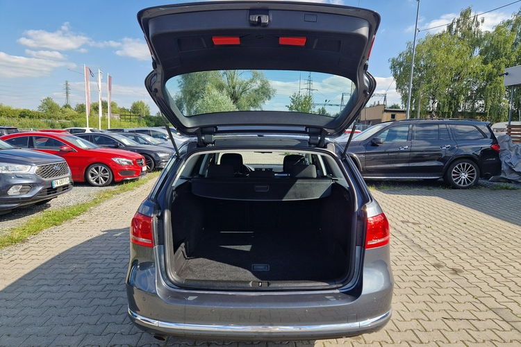 Passat Volkswagen Passat DSG Doinwestowany Czujniki Rolety Auto-Hold Navi zdjęcie 8