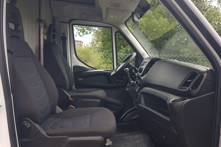 Iveco Daily KONTENER NISKOPODŁOGOWY 4.31x2.24x2.42 SKLEP FOODTRUCK KAMPER KLIMA zdjęcie 23