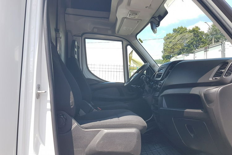 Iveco Daily KONTENER NISKOPODŁOGOWY 4.31x2.24x2.42 SKLEP FOODTRUCK KAMPER KLIMA zdjęcie 26