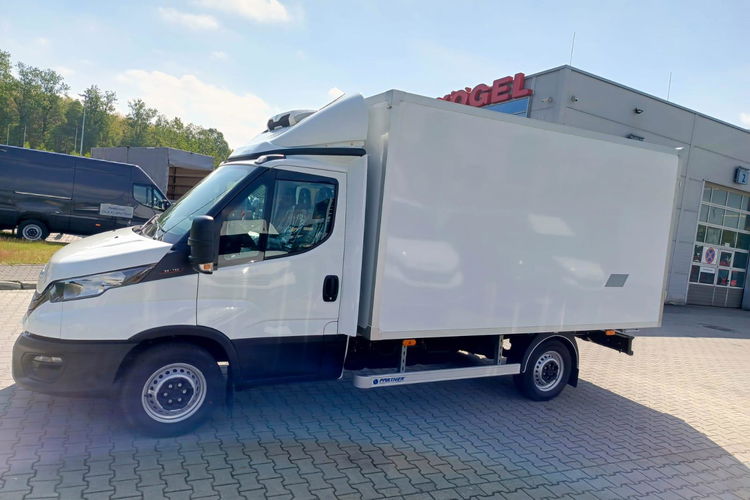 Iveco Daily 35S16H 3.0 zdjęcie 8