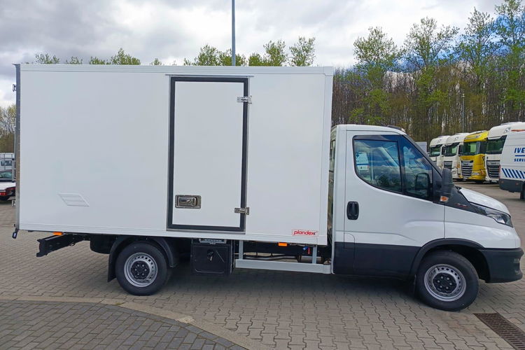 Iveco Daily 35S16H 3.0 zdjęcie 7