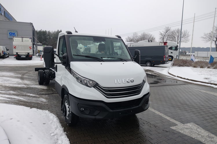 Iveco Daily 70C18H/P zdjęcie 10